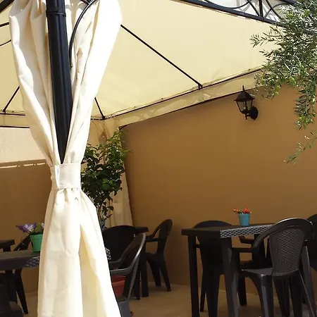 Il Terrazzo Di Archimede 住宿加早餐酒店 3*